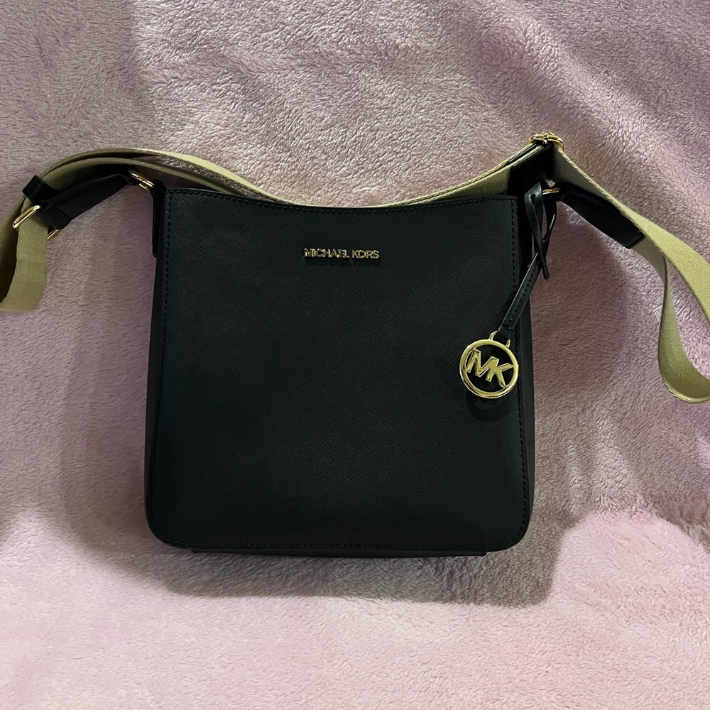 Michael Kors Black Crossbody Bag New - Picture 3 of 7